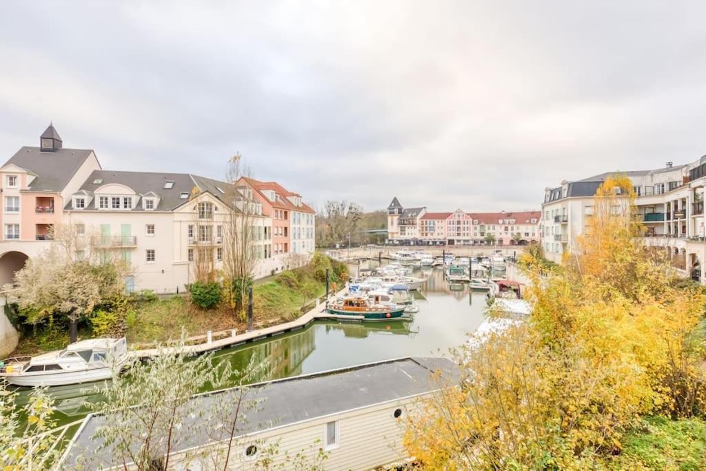 Studio Vue Direct Sur Le Port De Cergy, Parking Prive Gratuit المظهر الخارجي الصورة